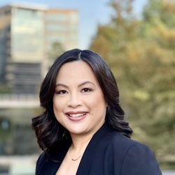 Texas State Optical- The Woodlands - Dr. Linh Yee-Young