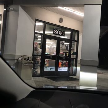 7-Eleven - Establishment entrance - Convenience Stores Near Me - Davenport, Florida