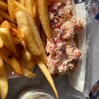 McLaughlin Seafood - Lobster roll basket with fries and coleslaw - Seafood Markets Near Me - Bangor, Maine McLaughlin Seafood - Lobster roll basket with fries and coleslaw - Seafood Markets Near Me - Bangor, Maine
