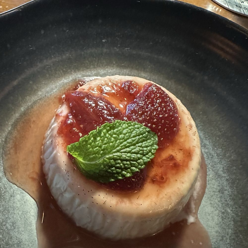 Little Pearl - Pana Cotta - New American Near Me - Key West, Florida