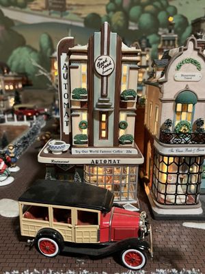 White Fence Farm Main Restaurant by null