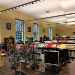 Orchard Park Public Library - Kids