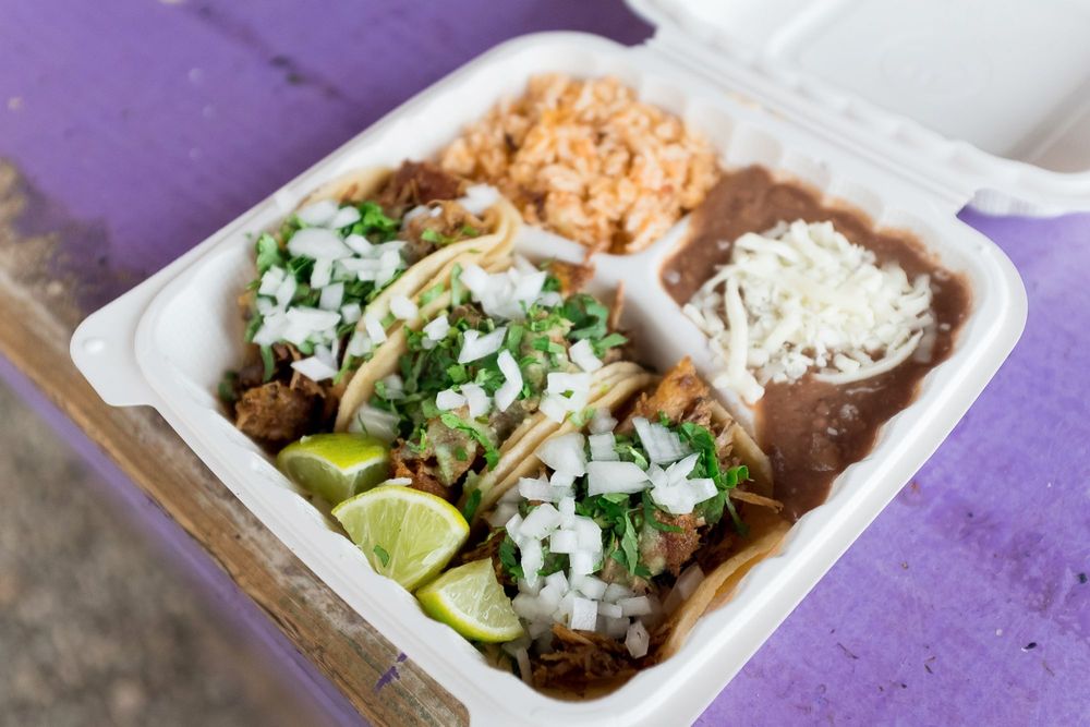 Food from Papi's Taco's