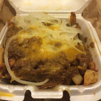 Daglas Drive In - Small order of chili cheese fries - Burgers Near Me - Winnetka, California Daglas Drive In - Small order of chili cheese fries - Burgers Near Me - Winnetka, California