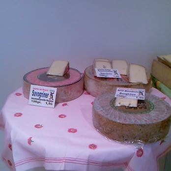 Käsemaus - Für den Savogniner lass ich glatt den Appenzeller stehn. - Cheese Shops Near Me - Munich, BY