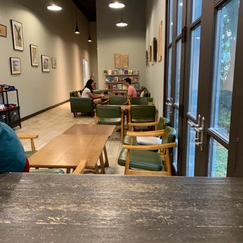 Feng Cha Teahouse - Sitting area - Desserts Near Me - Richardson, Texas