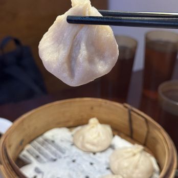 Supreme Restaurant - Pork Soup Dumplings - Shanghainese Near Me - New York, New York Supreme Restaurant - Pork Soup Dumplings - Shanghainese Near Me - New York, New York