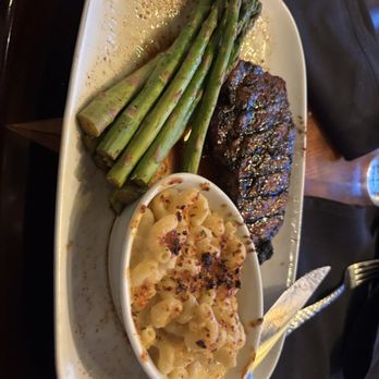LongHorn Steakhouse - Steakhouses Near Me - Schaumburg, Illinois