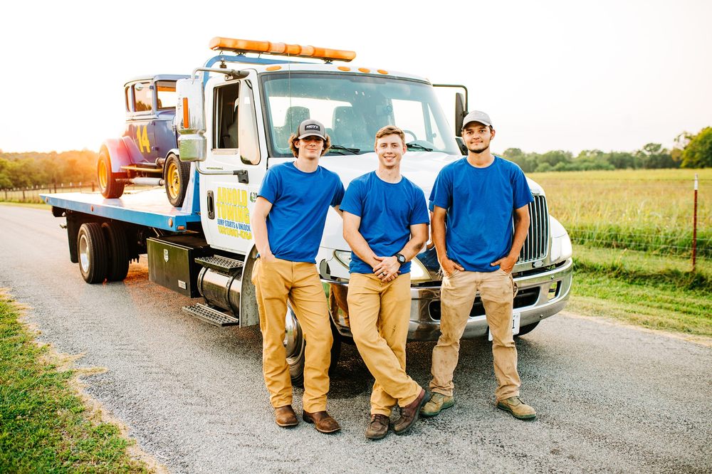 ARNOLD TOWING Updated September 2024 18 Photos Shelbyville