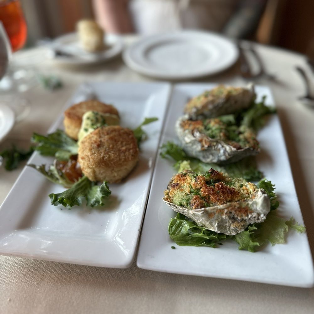 The Oyster Bar - Crab cakes and baked oysters - Seafood Near Me - Bow, Washington The Oyster Bar - Crab cakes and baked oysters - Seafood Near Me - Bow, Washington