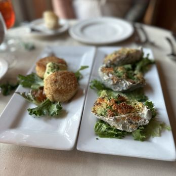 The Oyster Bar - Crab cakes and baked oysters - Seafood Near Me - Bow, Washington The Oyster Bar - Crab cakes and baked oysters - Seafood Near Me - Bow, Washington