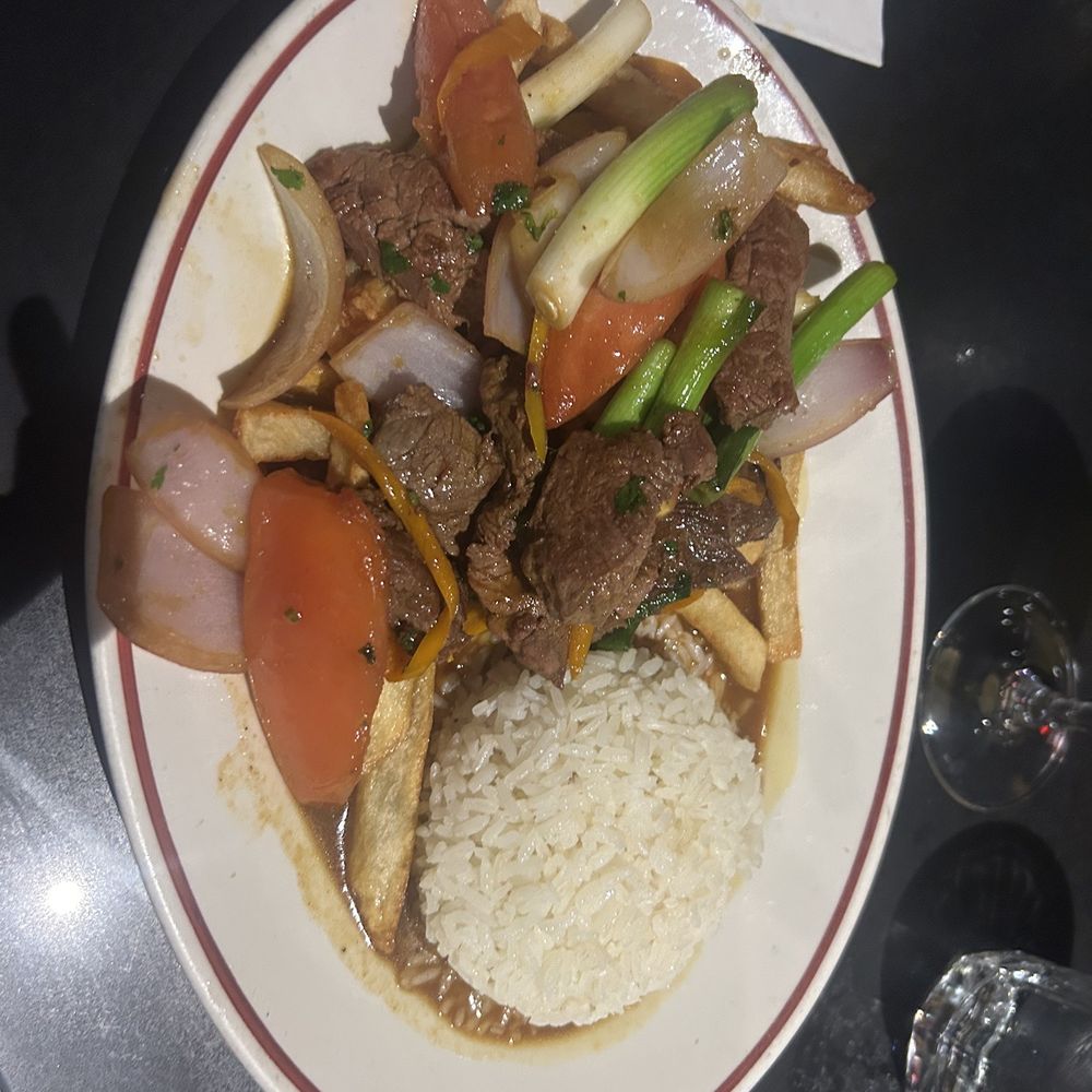 Pio Pio - Latin American Near Me - Glen Cove, New York