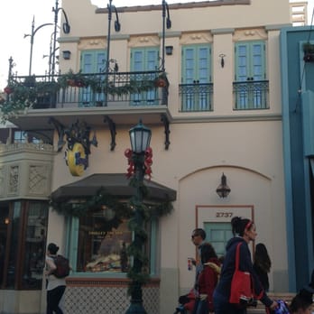 Buena Vista Street - Amusement Parks Near Me - Anaheim, California Buena Vista Street - Amusement Parks Near Me - Anaheim, California