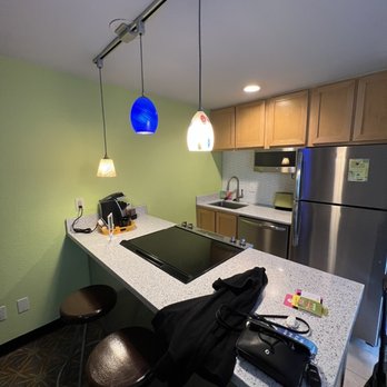 Inn at Northrup Station - Kitchen - Hotels Near Me - Portland, Oregon Inn at Northrup Station - Kitchen - Hotels Near Me - Portland, Oregon