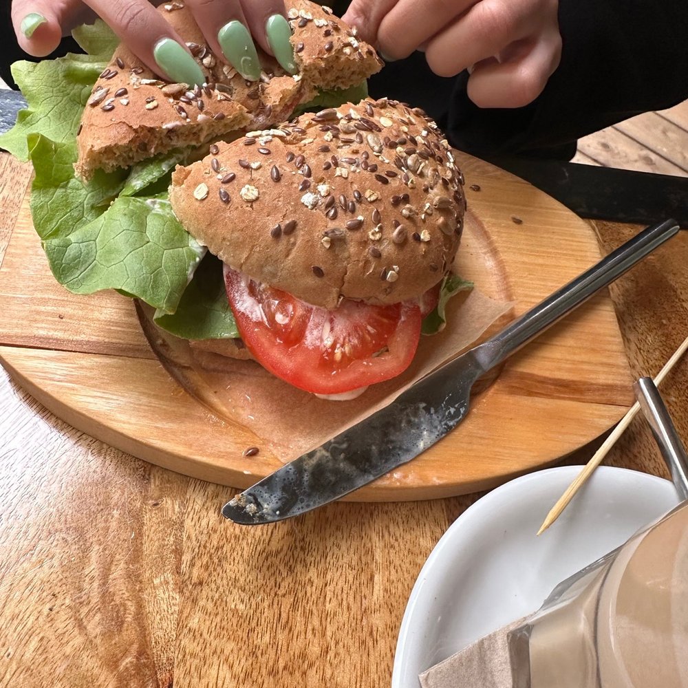Velo Cafe - Cafes Near Me - Interlaken, BE Velo Cafe - Cafes Near Me - Interlaken, BE