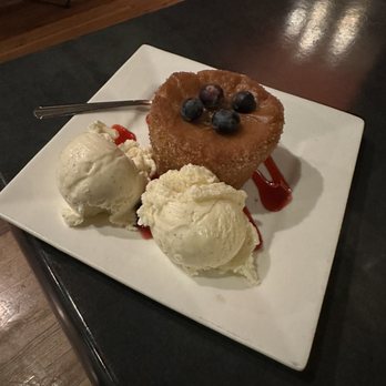 Cliff Dining Pub - Butter Cake - Sushi Bars Near Me - Draper, Utah