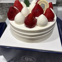 Strawberry Soft Cream Cake for my birthday and it was so good! Not too sweet but refreshing! Highly recommend this bakery! Strawberry Soft Cream Cake for my birthday and it was so good! Not too sweet but refreshing! Highly recommend this bakery!