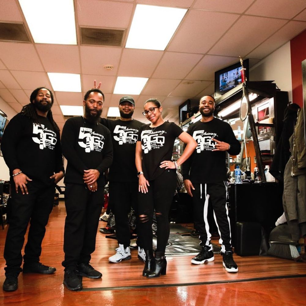 Gq Cutz Barbershop Logo