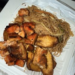 Bourbon chicken, noodles & plantain