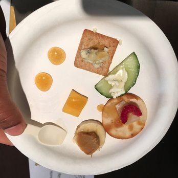 Carmel Food Tours - Honey Tasting - Food Tours Near Me