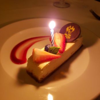 Hy's Steak House - Steakhouses Near Me - Honolulu, Hawaii