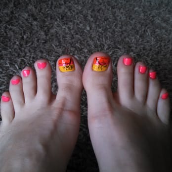 Le Nail Works - Nail Salons Near Me - Surprise, Arizona
