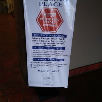Honolulu Hale - I voted today! - Landmarks & Historical Buildings Near Me - Honolulu, Hawaii
