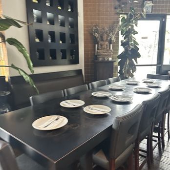 Panvimarn Thai Cuisine - Inside - Thai Near Me - Long Beach, California