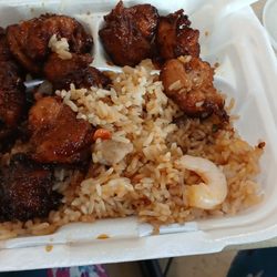 Basil Thai Kitchen - Thai chili chicken
