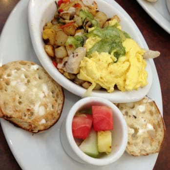 First Watch - Farmhouse Chicken Hash - Breakfast & Brunch Near Me - Crestview Hills, Kentucky First Watch - Farmhouse Chicken Hash - Breakfast & Brunch Near Me - Crestview Hills, Kentucky