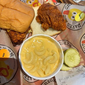 Dave's Hot Chicken - Dave's #3 1 Tender & 1 Slider w/ Mac & Cheese - Chicken Shop Near Me - McKinney, Texas Dave's Hot Chicken - Dave's #3 1 Tender & 1 Slider w/ Mac & Cheese - Chicken Shop Near Me - McKinney, Texas