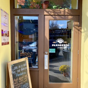 Panaderia Jazmin - Front entrance - Bakeries Near Me - Pittsburgh, Pennsylvania