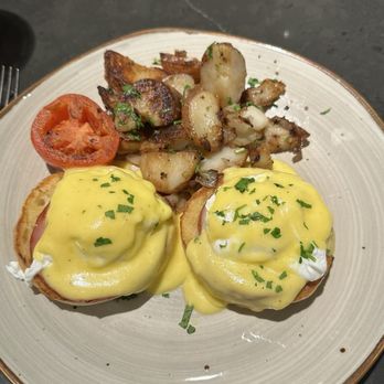 Fredericks - Eggs Benedict - Breakfast & Brunch Near Me - San Francisco, California Fredericks - Eggs Benedict - Breakfast & Brunch Near Me - San Francisco, California