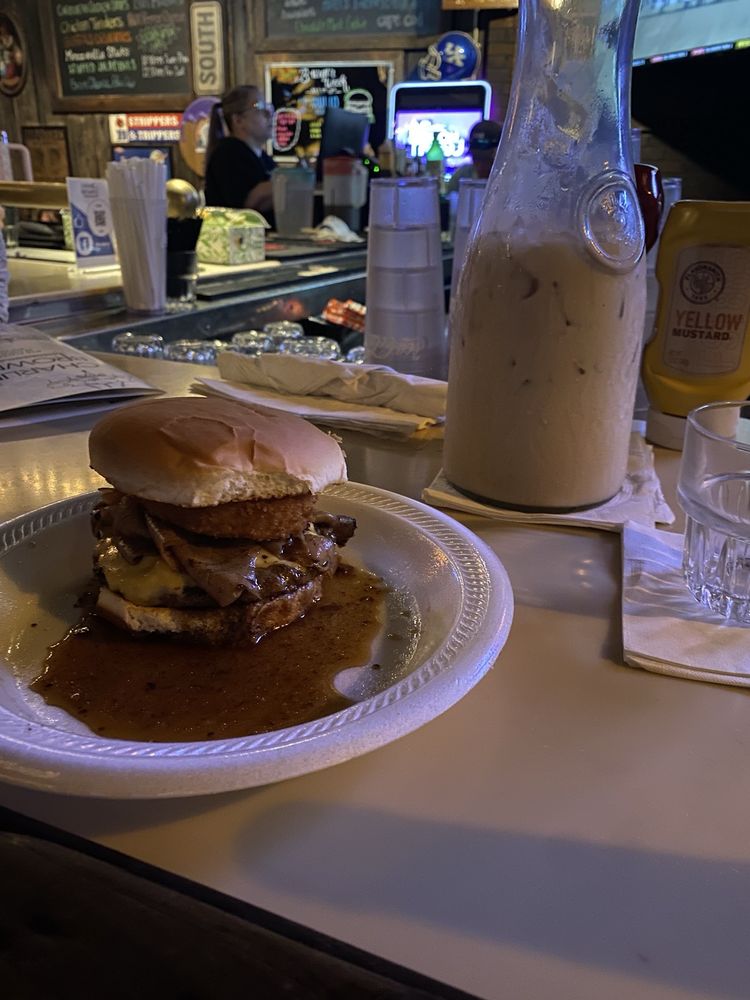 Charlie Brown's Restaurant