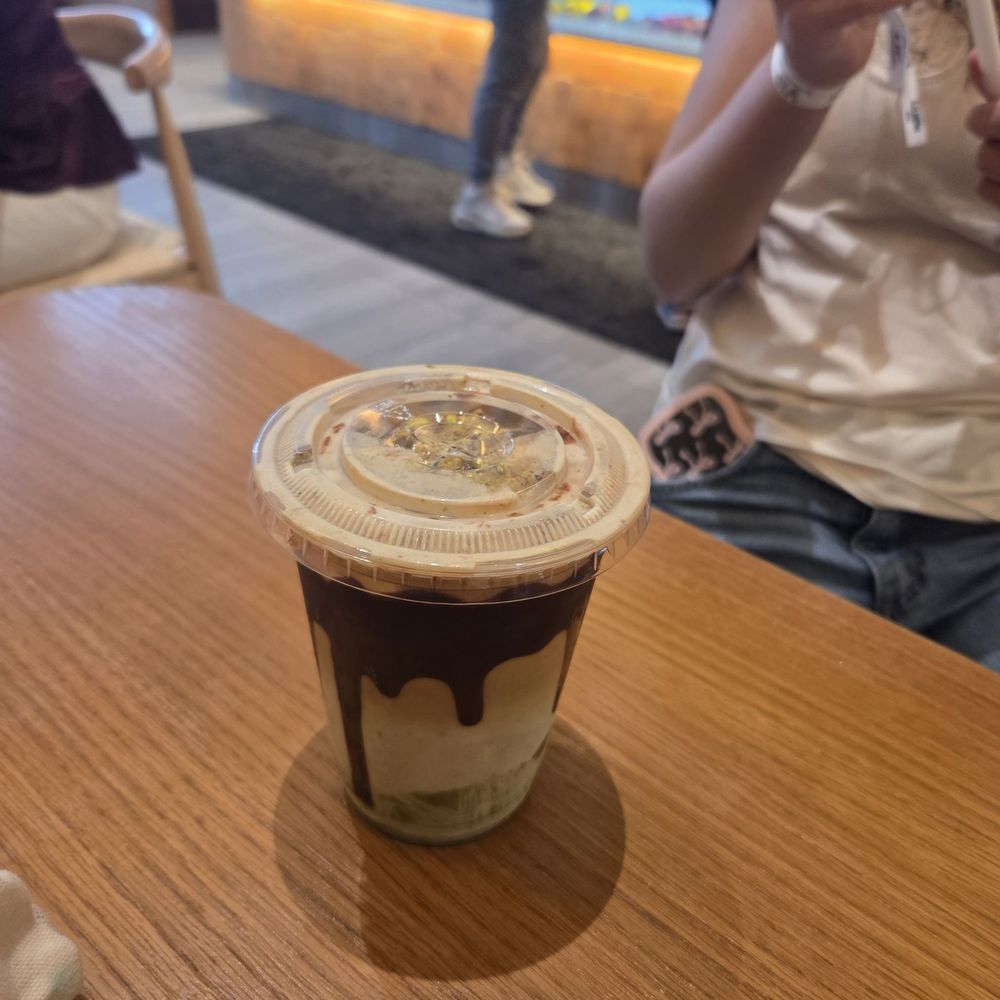 Moka & Co - Coffee & Tea Near Me - Manhattan, New York Moka & Co - Coffee & Tea Near Me - Manhattan, New York