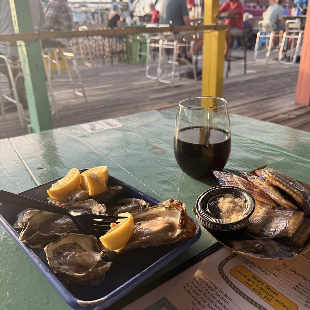 raw oysters raw oysters