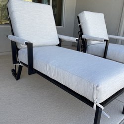 Arizona Iron Patio Furniture - Glendale - Single chaise with arms. Elite Collection.