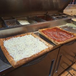 Castillos Pizzeria