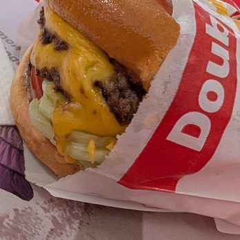 In-N-Out Burger - Burger - Fast Food Near Me - Davis, California