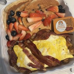 Sol-Kalanit's Restaurant & Cafe - Fiesta pancake platter