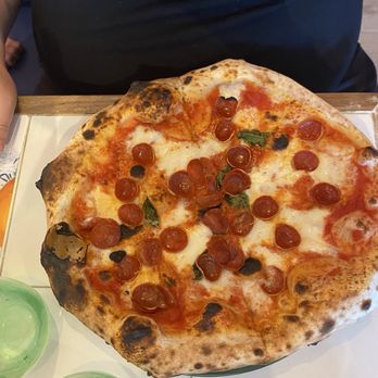 Il Pizzaiolo - Pizza Pepperoni - Italian Near Me - Miami Beach, Florida Il Pizzaiolo - Pizza Pepperoni - Italian Near Me - Miami Beach, Florida