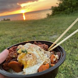 Bull Market Tampa - Spicy pork bowl + a sunset :)