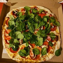 Surfcrest Market And Pizza - Uncooked spinach and tomatoes. Meh.
