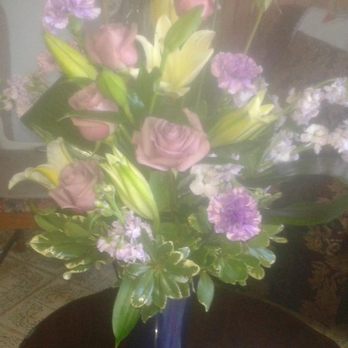 Rey Bethea Florist - Flowers for my grandmother - Florists Near Me - Fort Worth, Texas Rey Bethea Florist - Flowers for my grandmother - Florists Near Me - Fort Worth, Texas