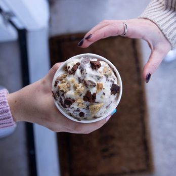 Cold Stone Creamery - a person holding a cup of ice cream - Ice Cream & Frozen Yogurt Near Me - Bensalem, Pennsylvania Cold Stone Creamery - a person holding a cup of ice cream - Ice Cream & Frozen Yogurt Near Me - Bensalem, Pennsylvania