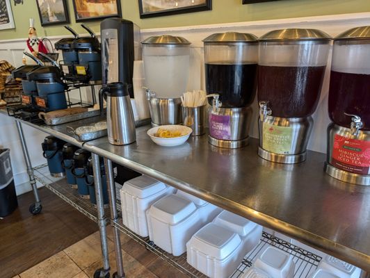 Russell's Cafe & Bakery by null