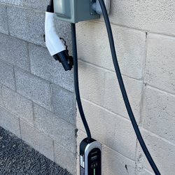Empty Pockets Saloon - Level 2 EV Charger 40Amp 240V available for customers. Just ask the bartender for the cord. Remember, don't drink and drive!