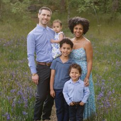 Full Circle Baby - Camilla Rae and her family.