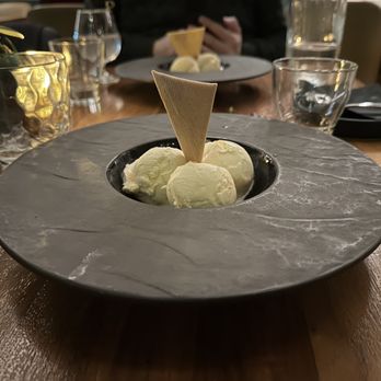 Mesler Kitchen Bar Lounge - New American Near Me - Chicago, Illinois