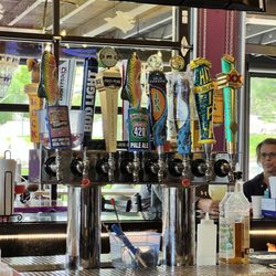 Fuzzy's Taco Shop - Bar area